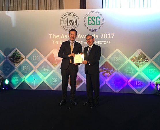 Bangchak receives Best CEO Award