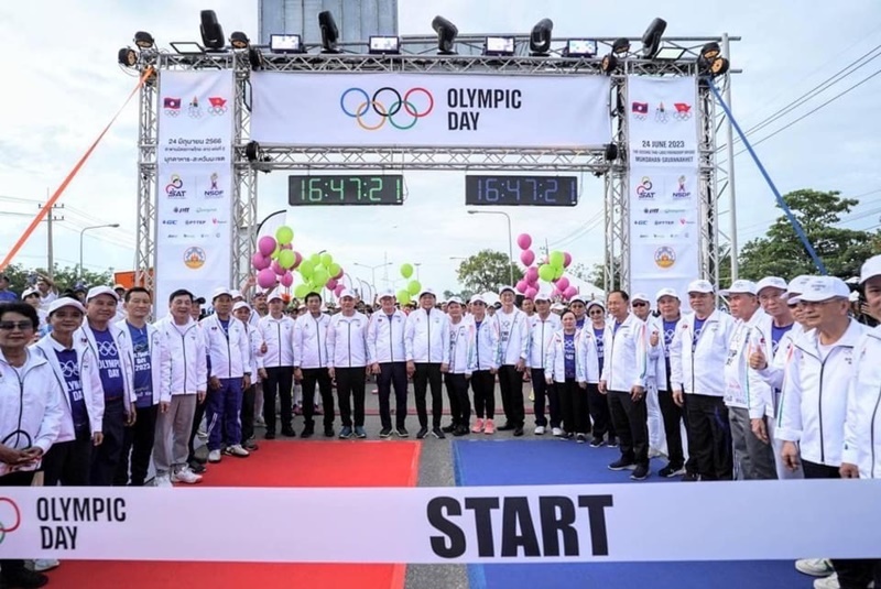 Bangchak Supports the Second “Olympic Day 2023 Walk-Run” in Mukdahan Province